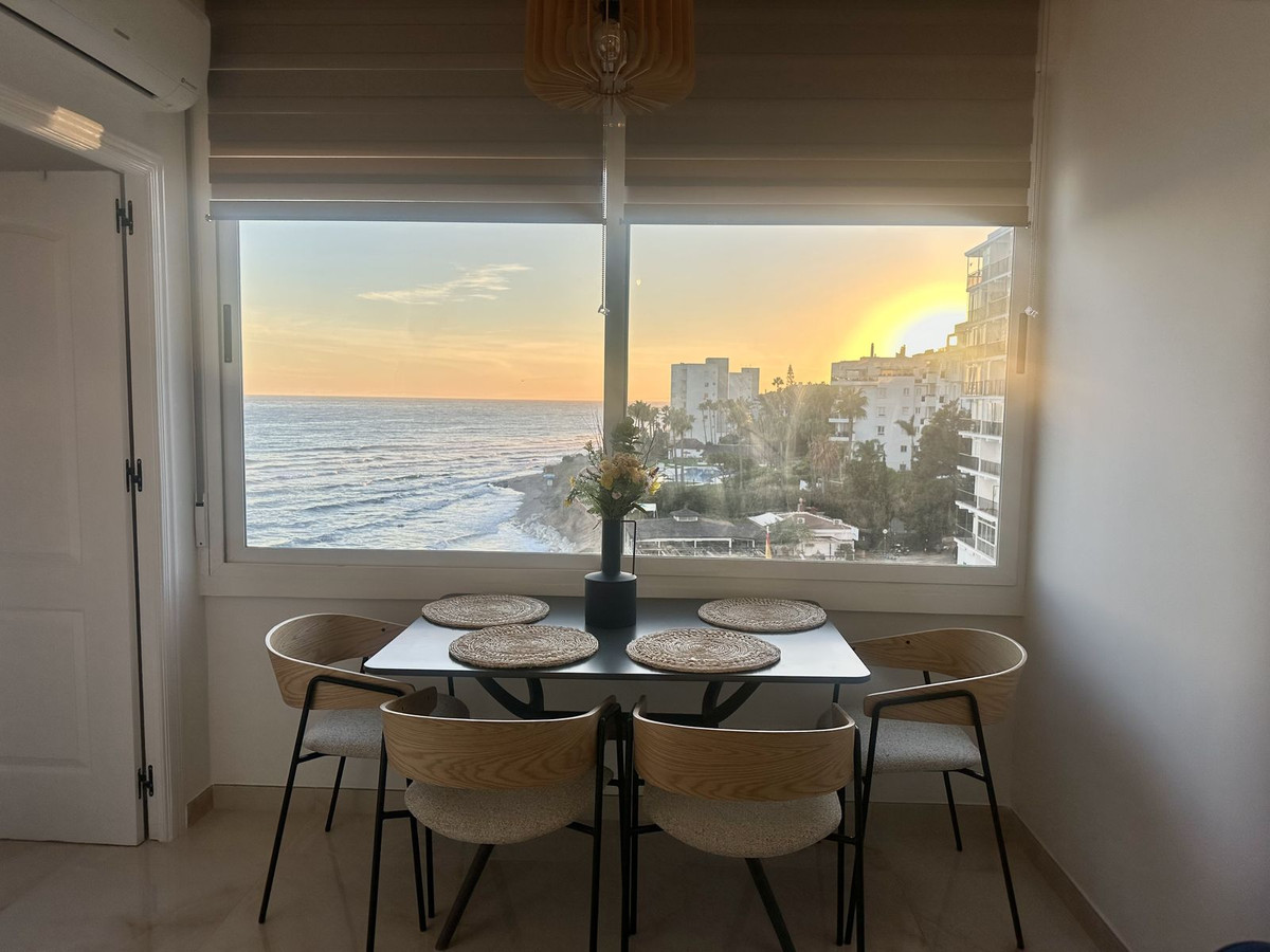 Se vende Apartamento Planta Media de 2 dormitorios en Costa Del Sol, Málaga, España