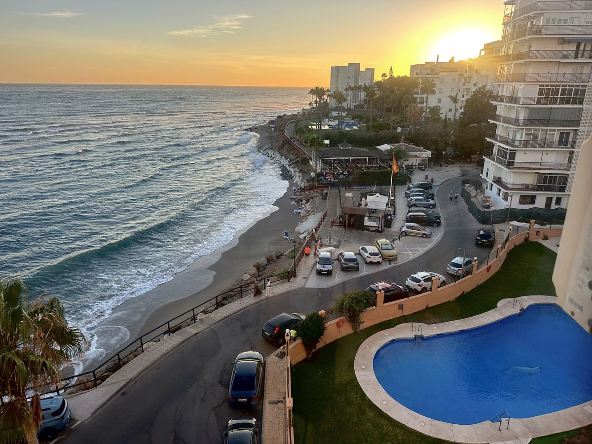 Se vende Apartamento Planta Media de 2 dormitorios en Costa Del Sol, Málaga, España