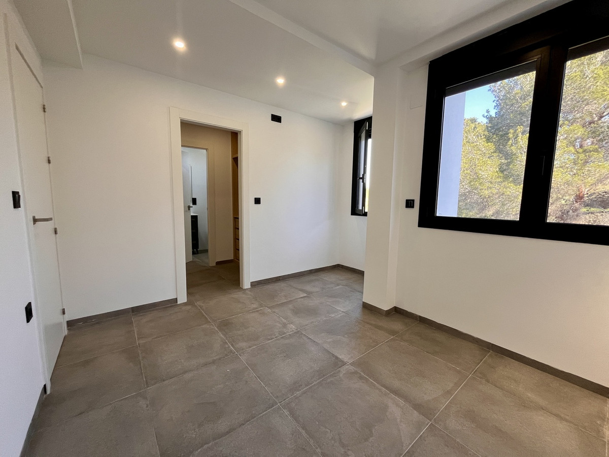 4 Bed Townhouse for sale in Torrevieja Costa Blanca, Alicante, Spain
