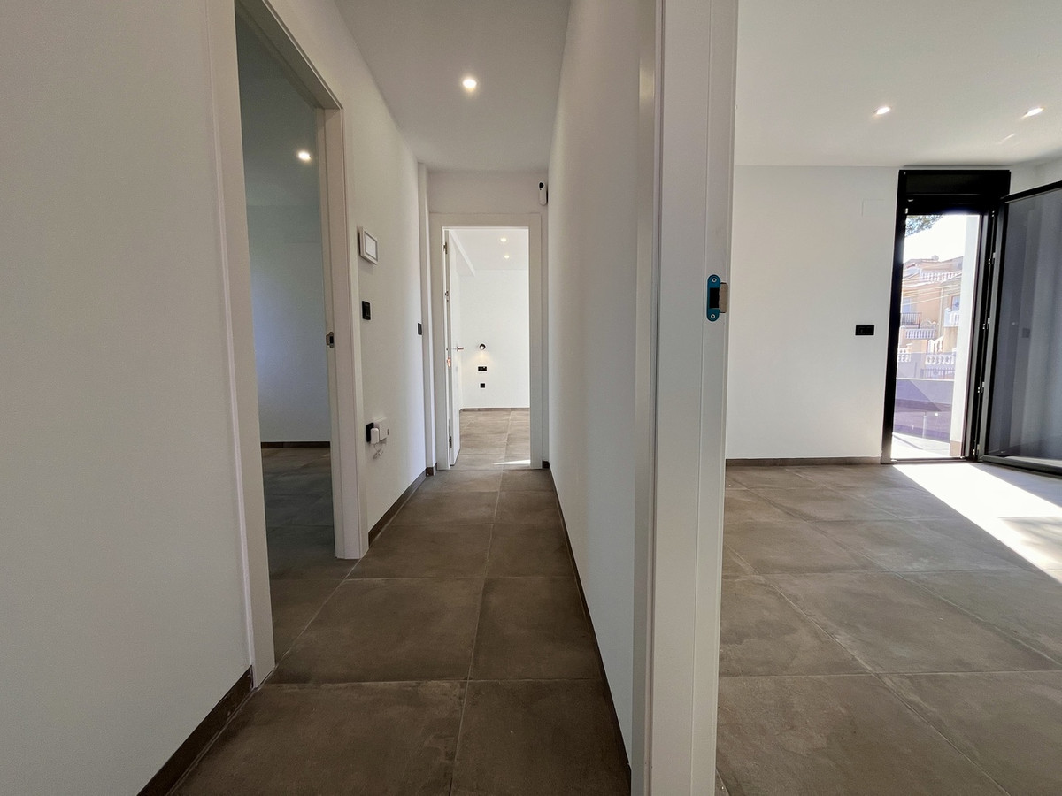 4 Bed Townhouse for sale in Torrevieja Costa Blanca, Alicante, Spain