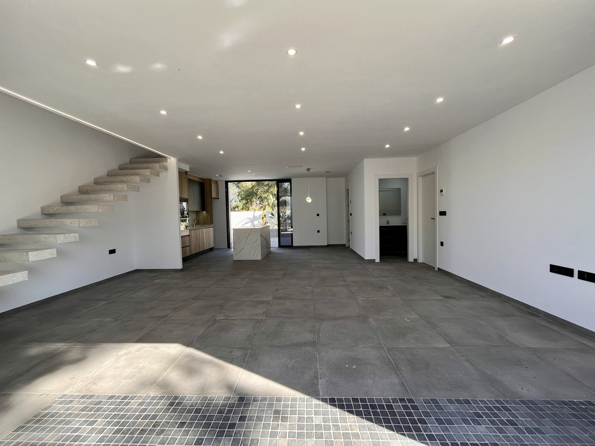 4 Bed Townhouse for sale in Torrevieja Costa Blanca, Alicante, Spain
