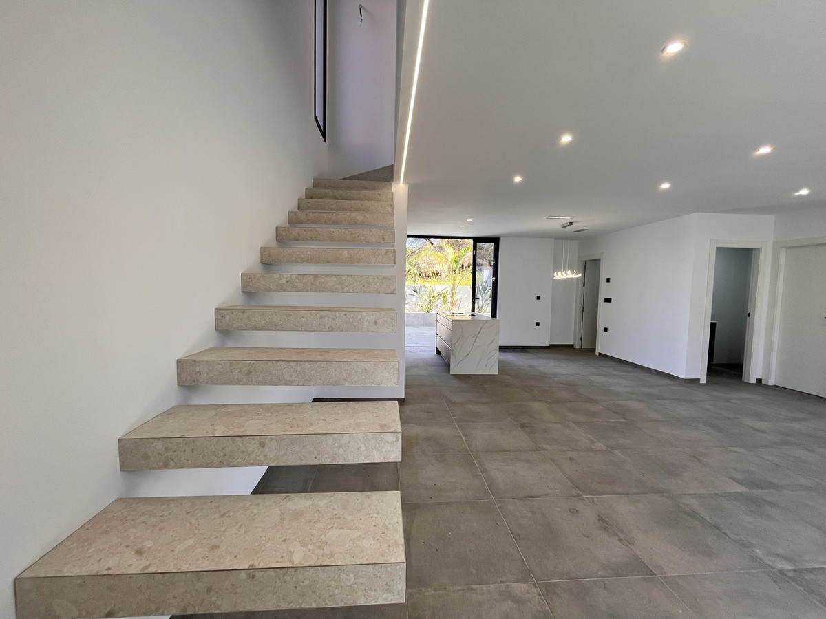 4 Bed Townhouse for sale in Torrevieja Costa Blanca, Alicante, Spain