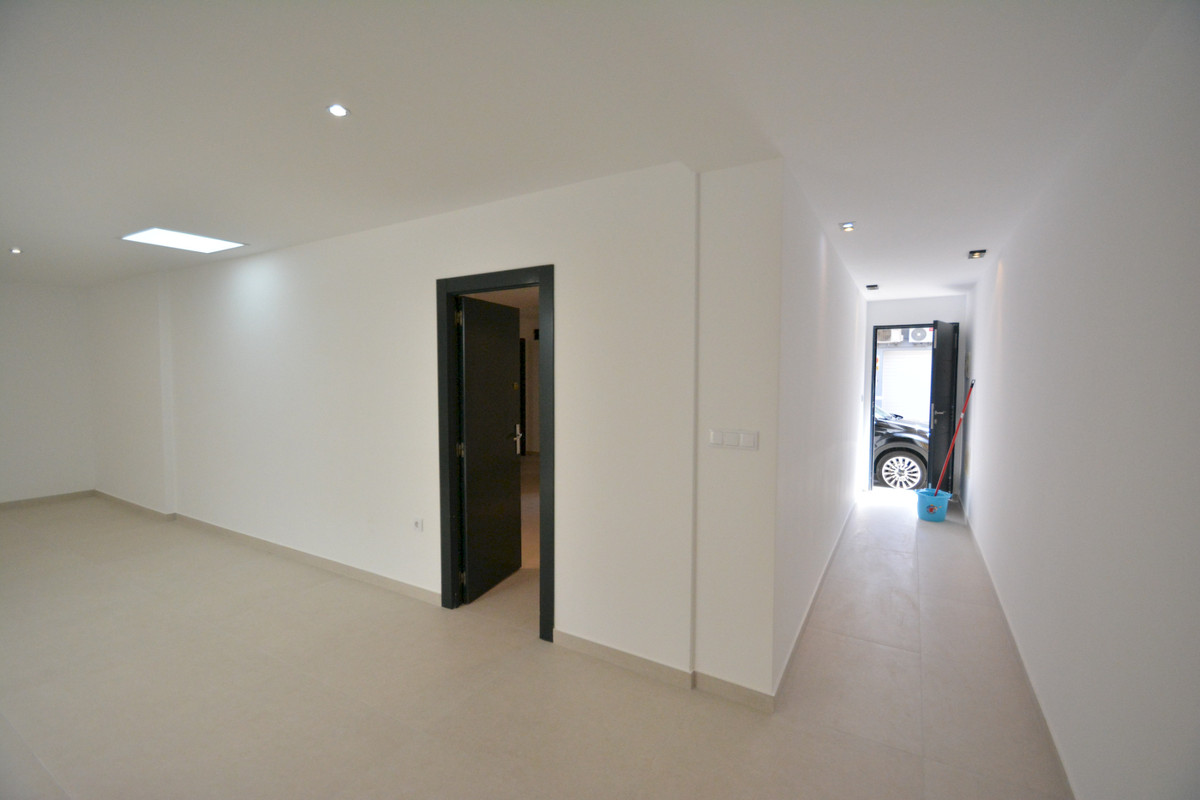 Se vende Villa - Chalet de 4 dormitorios en Costa Blanca, Alicante, España