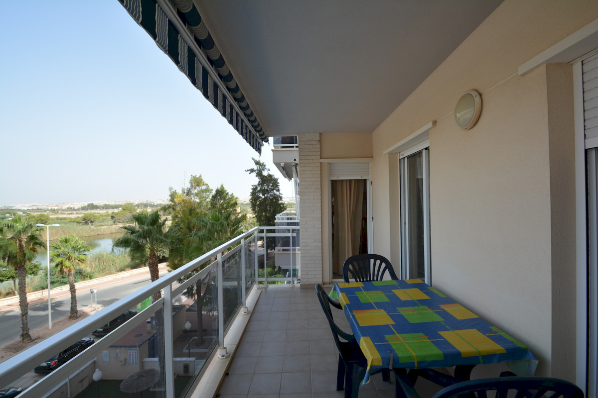 2 Bed Apartment for sale in Guardamar Del Segura Costa Blanca, Alicante, Spain