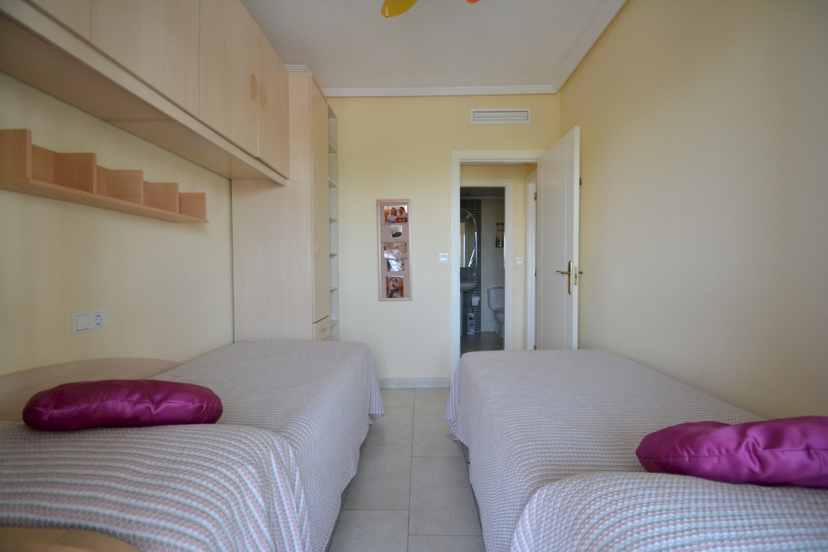 2 Bed Apartment for sale in Guardamar Del Segura Costa Blanca, Alicante, Spain