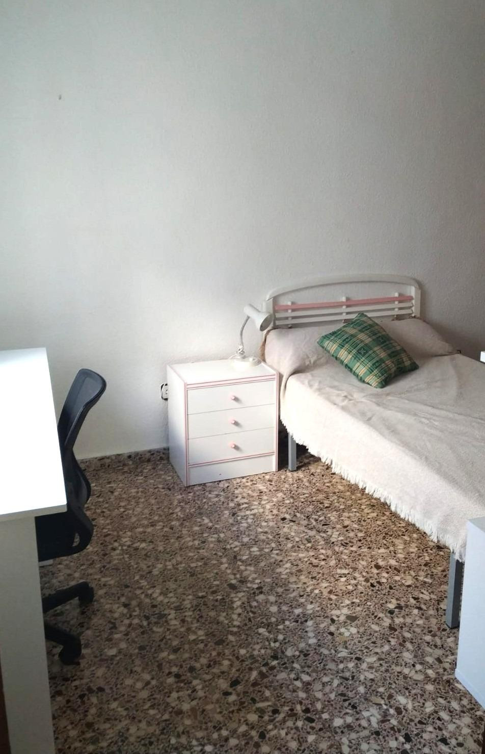 Se vende Apartamento Planta Media de 3 dormitorios en Costa Blanca, Alicante, España