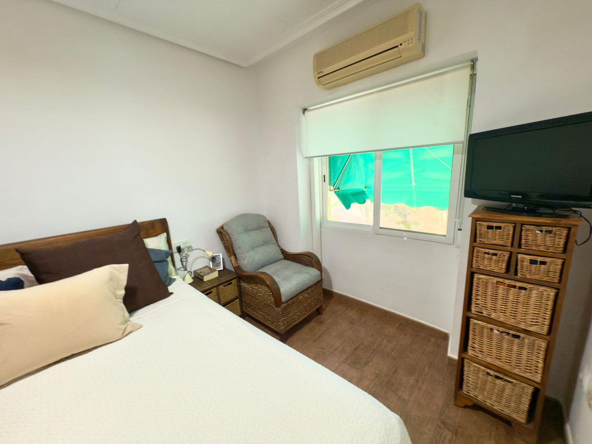 Se vende Apartamento Planta Media de 3 dormitorios en Costa Blanca, Alicante, España