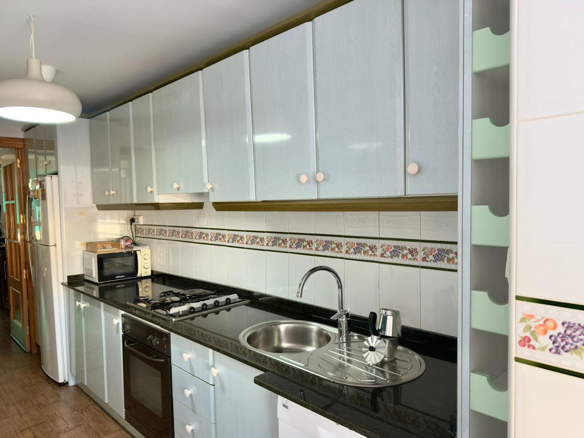 Se vende Apartamento Planta Media de 3 dormitorios en Costa Blanca, Alicante, España