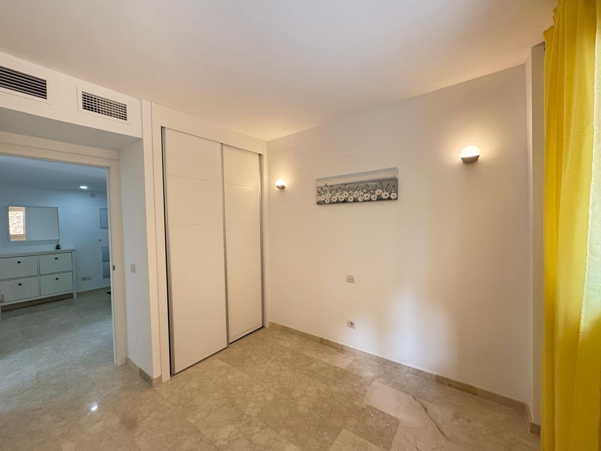 Se vende Apartamento Planta Media de 3 dormitorios en Costa Blanca, Alicante, España