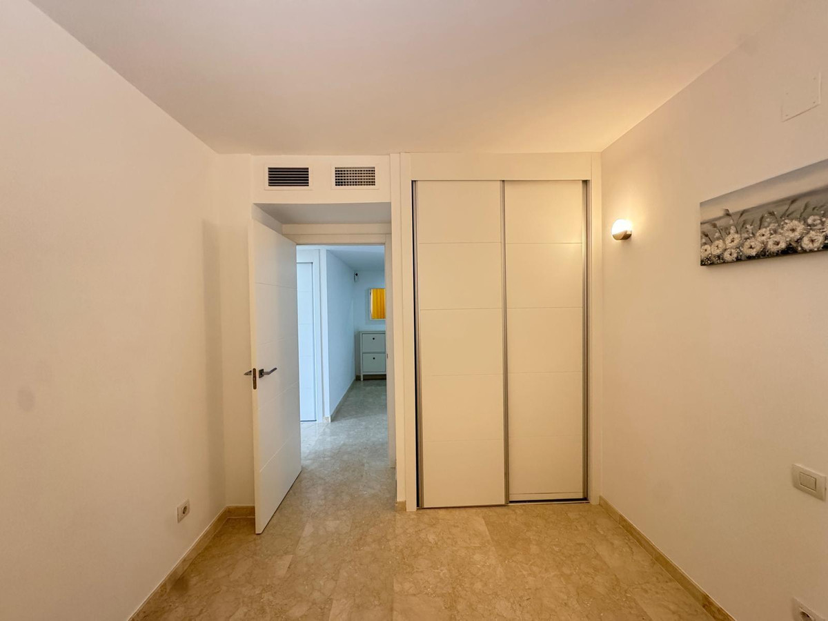 Se vende Apartamento Planta Media de 3 dormitorios en Costa Blanca, Alicante, España