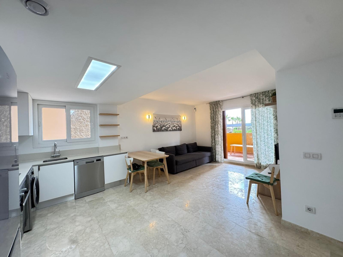 Se vende Apartamento Planta Media de 3 dormitorios en Costa Blanca, Alicante, España