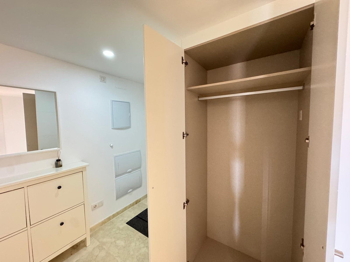 Se vende Apartamento Planta Media de 3 dormitorios en Costa Blanca, Alicante, España