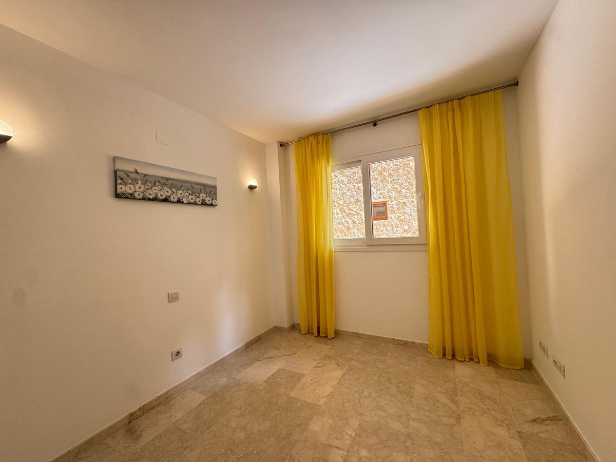 Se vende Apartamento Planta Media de 3 dormitorios en Costa Blanca, Alicante, España