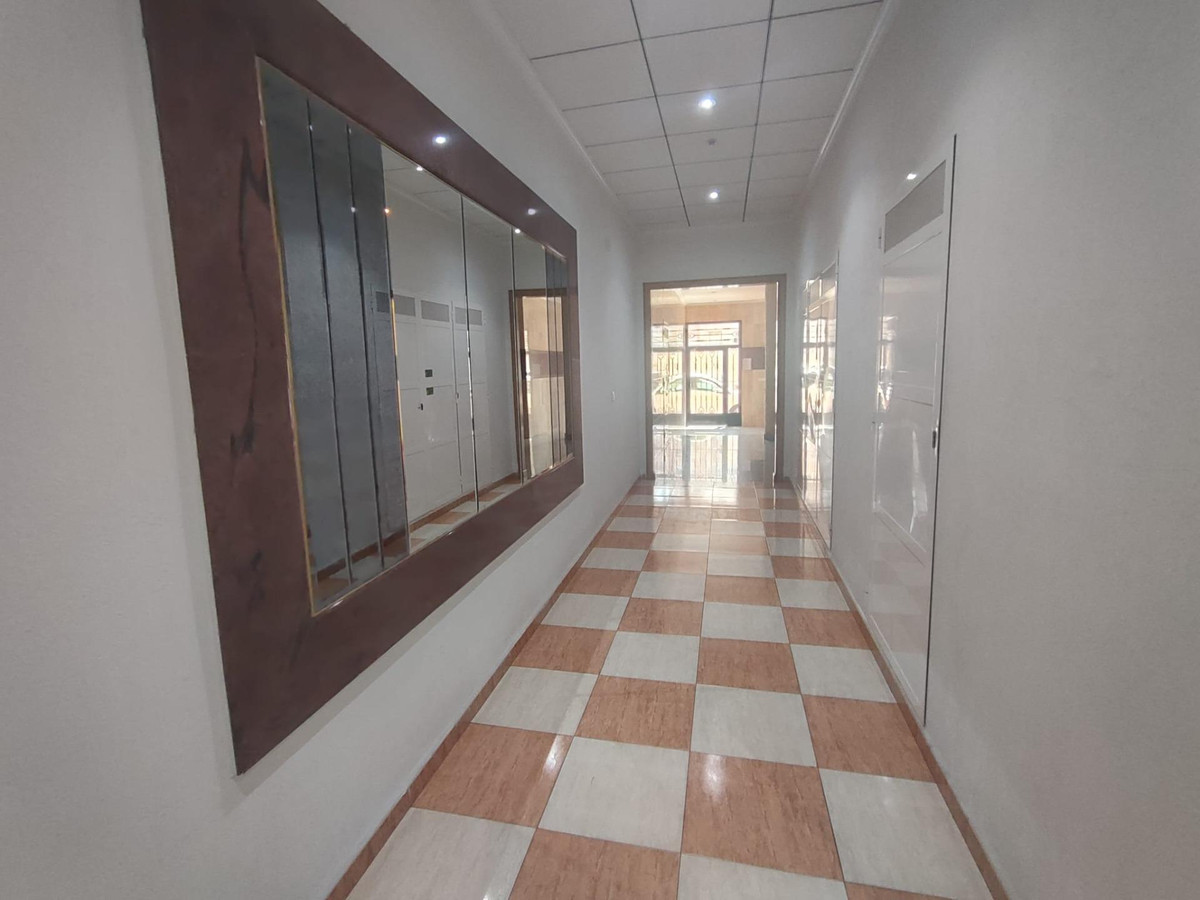 Se vende Apartamento Planta Media de 2 dormitorios en Costa Blanca, Alicante, España
