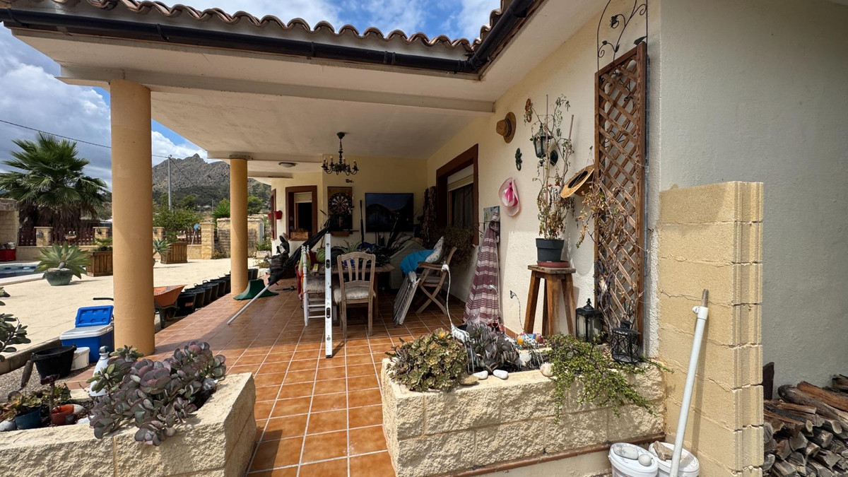 Se vende Bungalow de 5 dormitorios en Costa Blanca, Alicante, España