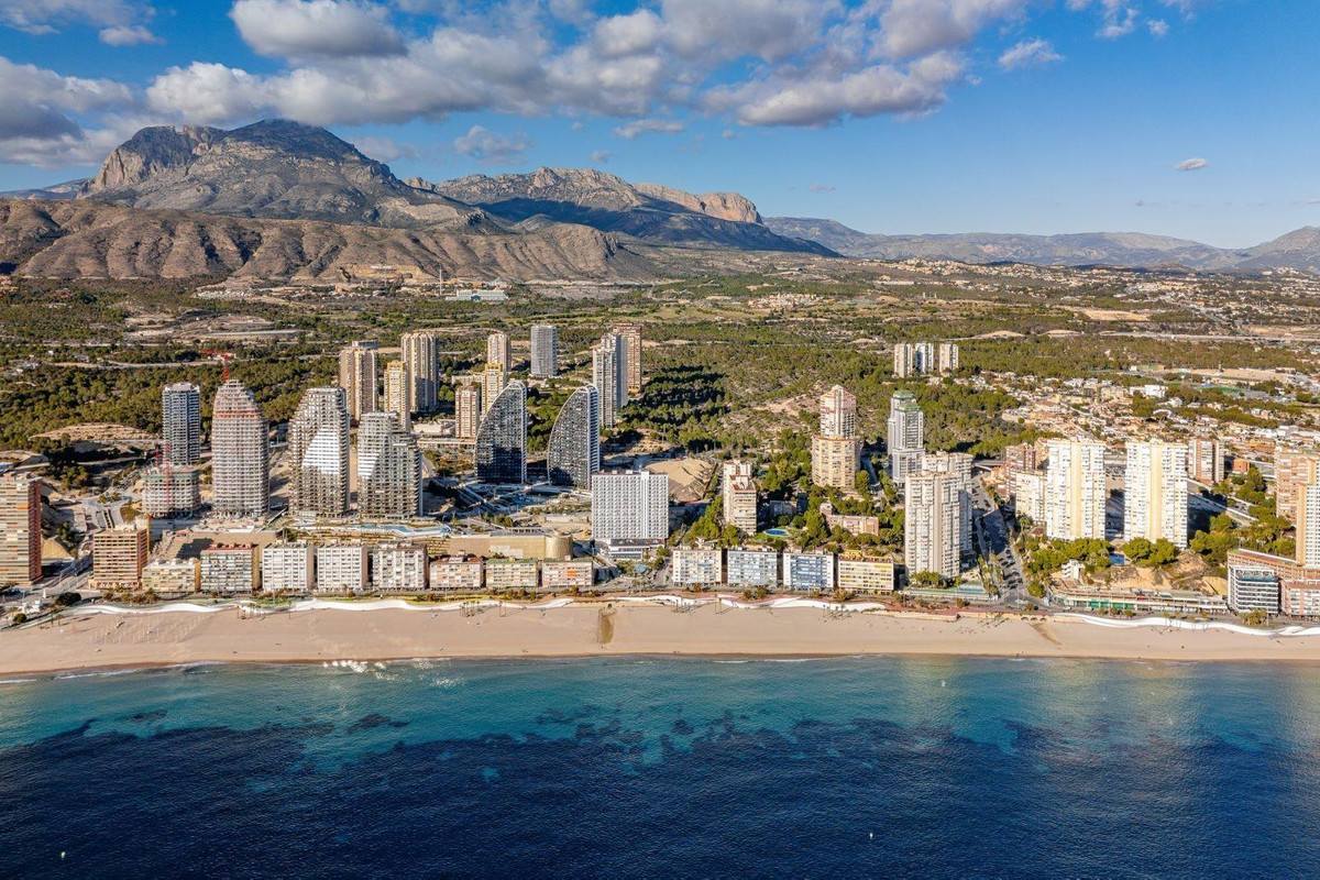 3 Bed Apartment for sale in Benidorm Costa Blanca, Alicante, Spain