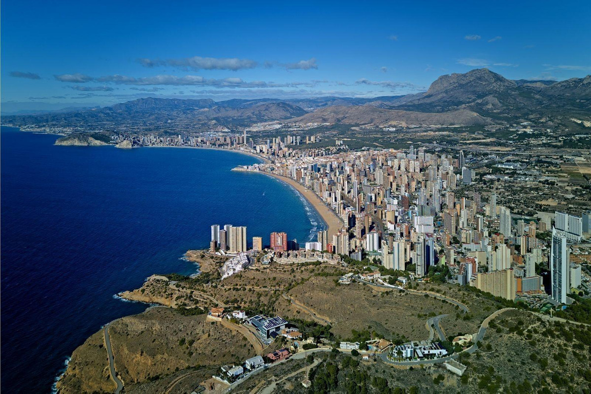 3 Bed Apartment for sale in Benidorm Costa Blanca, Alicante, Spain