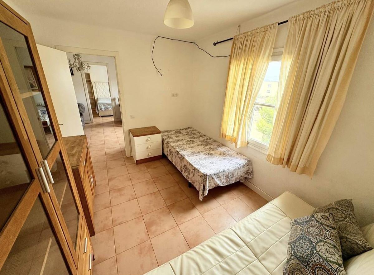 Se vende Apartamento Planta Media de 3 dormitorios en Costa Blanca, Alicante, España