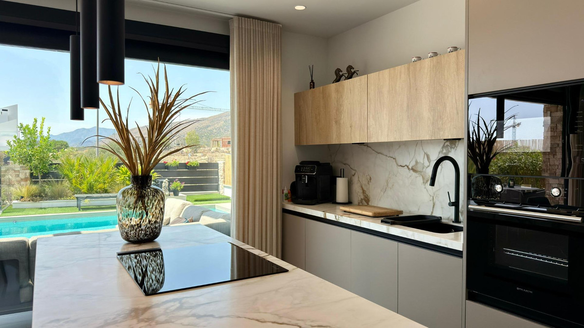 3 Bed Townhouse for sale in Finestrat Costa Blanca, Alicante, Spain