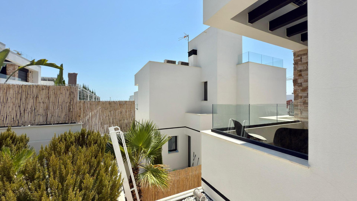 3 Bed Townhouse for sale in Finestrat Costa Blanca, Alicante, Spain