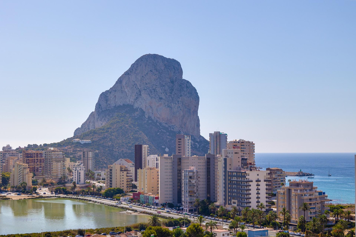 3 Bed Apartment for sale in Calpe Costa Blanca, Alicante, Spain