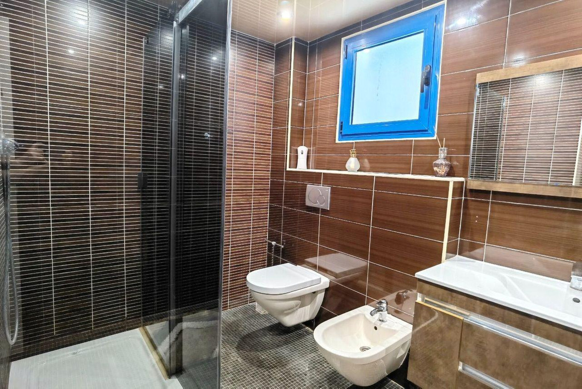 5 Bed Townhouse for sale in Altea Costa Blanca, Alicante, Spain