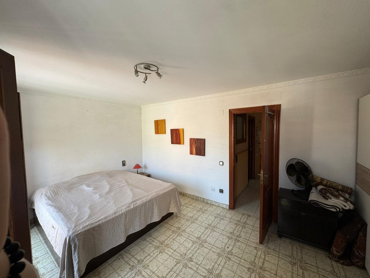 7 Bed Townhouse for sale in Calpe Costa Blanca, Alicante, Spain