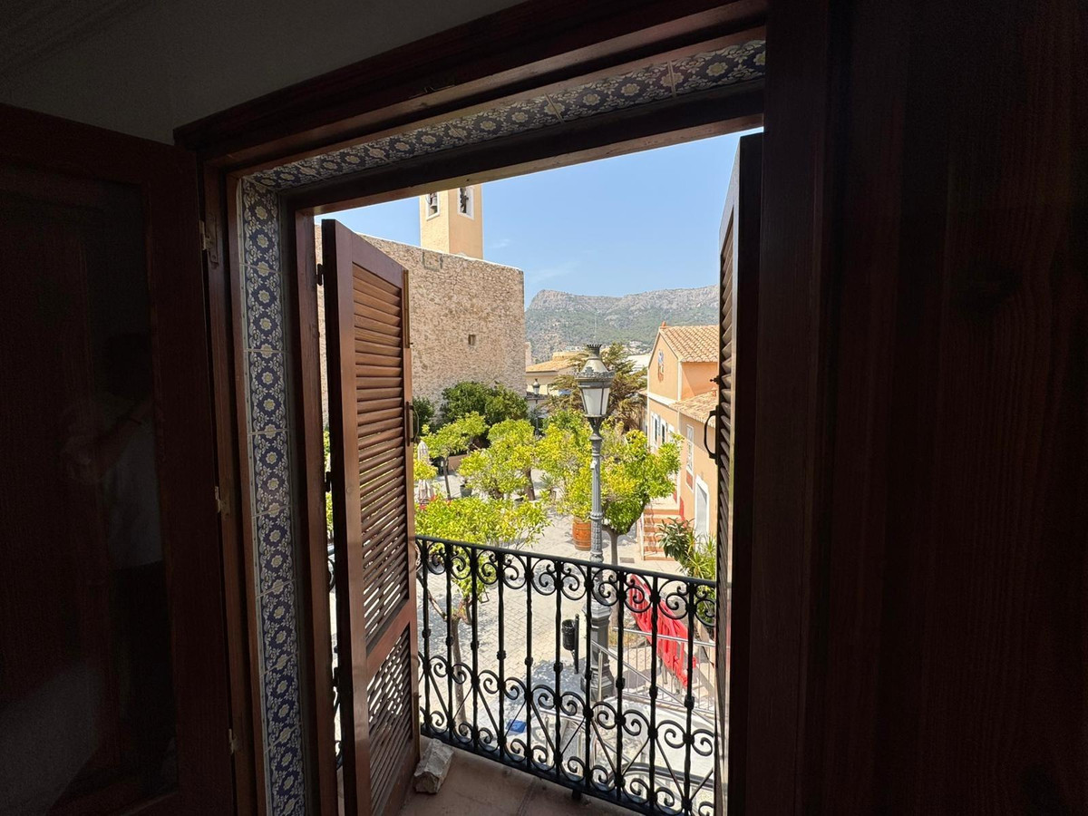 7 Bed Townhouse for sale in Calpe Costa Blanca, Alicante, Spain