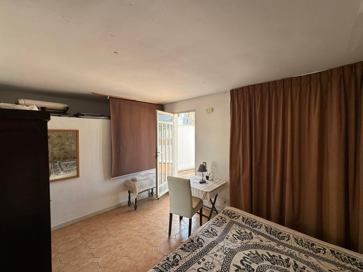 7 Bed Townhouse for sale in Calpe Costa Blanca, Alicante, Spain