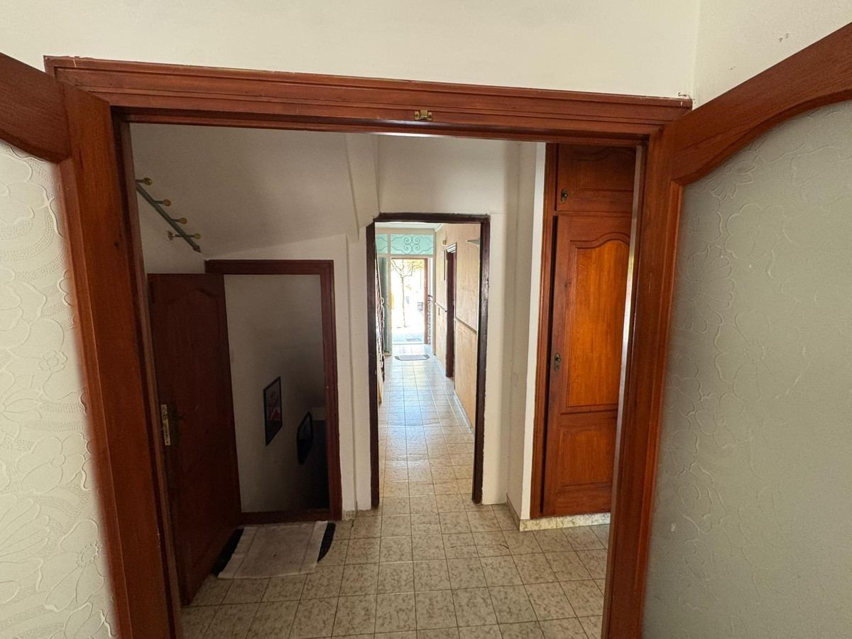 7 Bed Townhouse for sale in Calpe Costa Blanca, Alicante, Spain