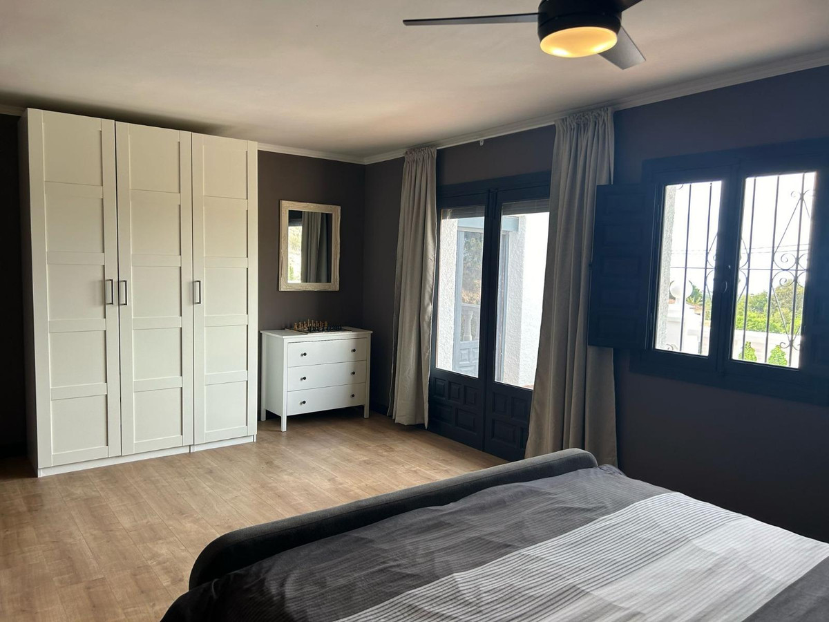 4 Bed Townhouse for sale in Villajoyosa Costa Blanca, Alicante, Spain