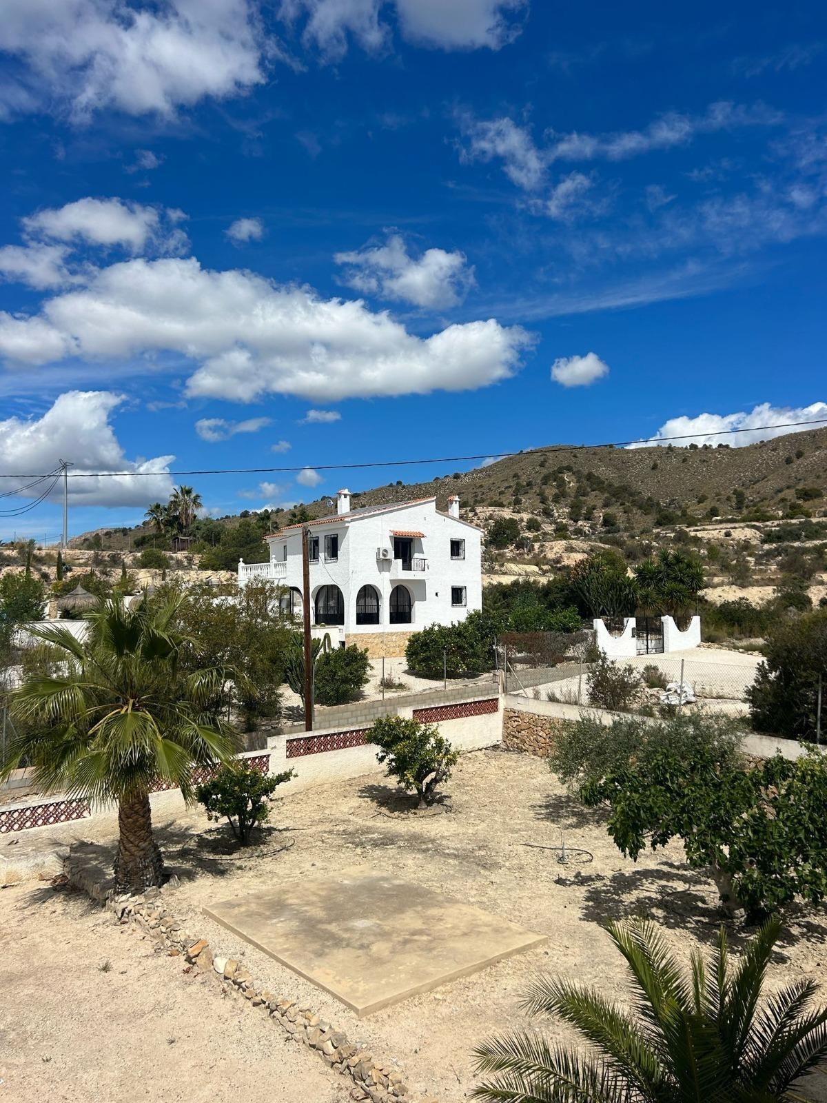 4 Bed Townhouse for sale in Villajoyosa Costa Blanca, Alicante, Spain