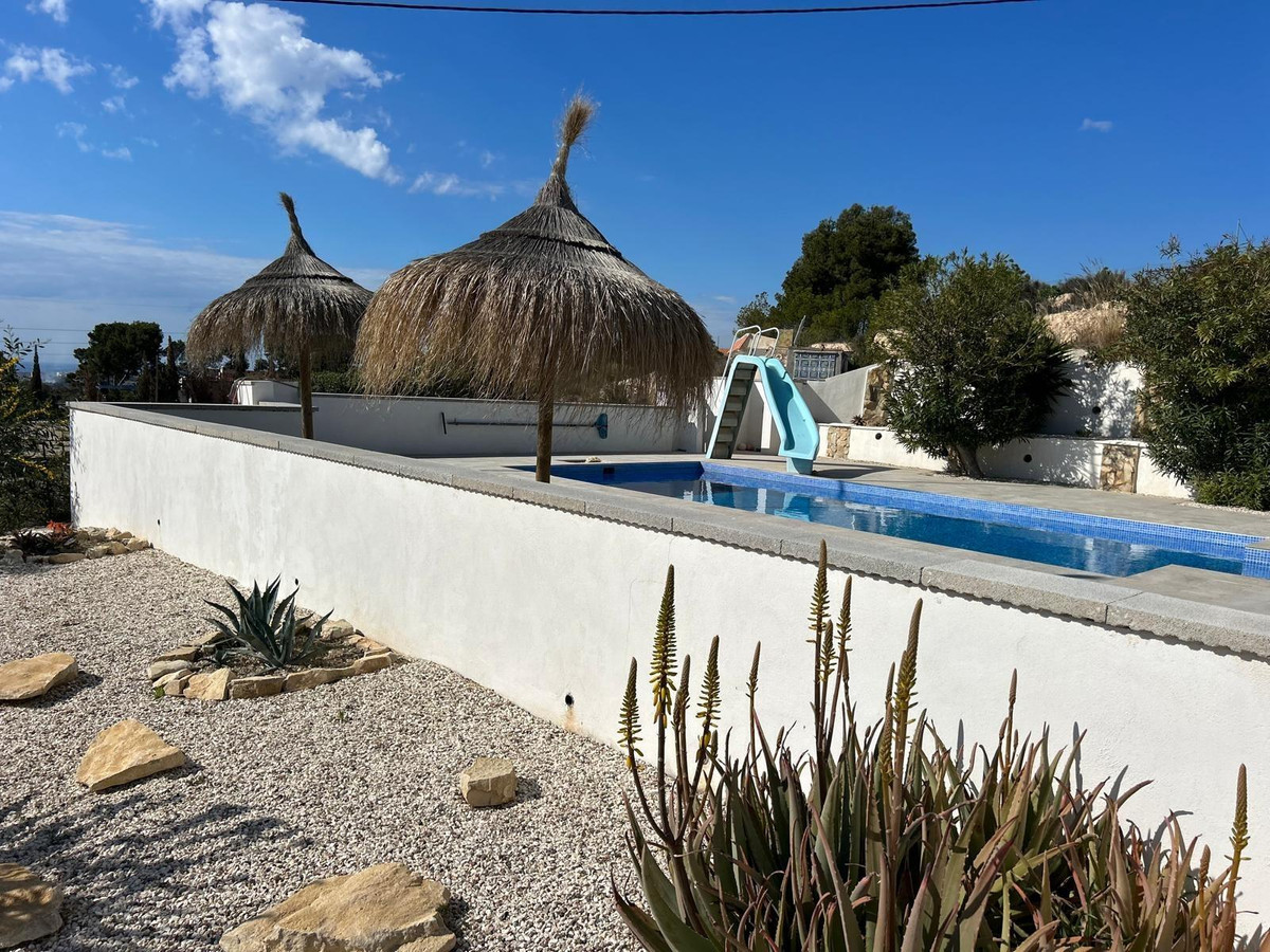 4 Bed Townhouse for sale in Villajoyosa Costa Blanca, Alicante, Spain