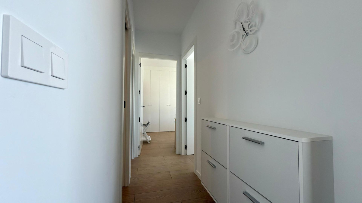 Se vende Apartamento Planta Media de 2 dormitorios en Costa Blanca, Alicante, España