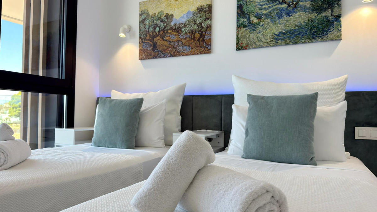 Se vende Apartamento Planta Media de 2 dormitorios en Costa Blanca, Alicante, España