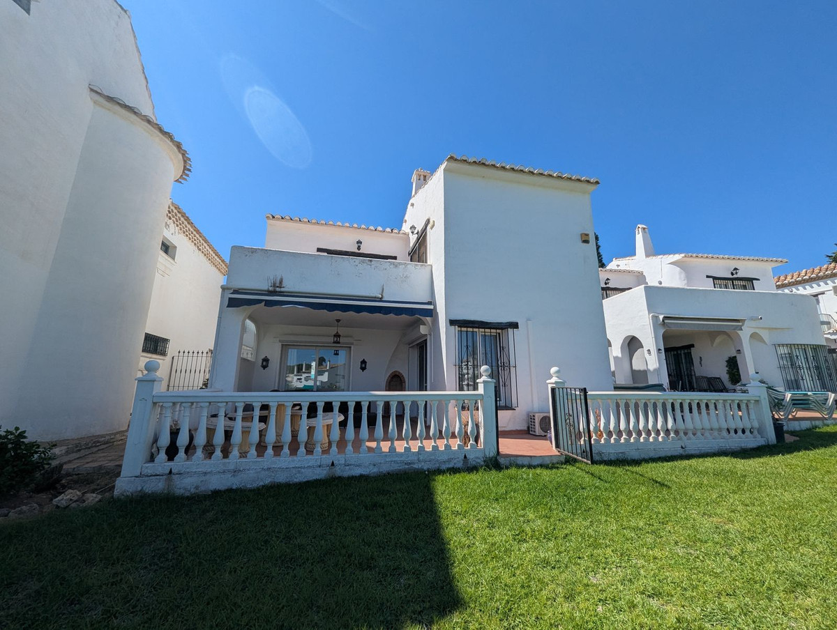 Se vende Adosada de 3 dormitorios en Costa Del Sol, Málaga, España