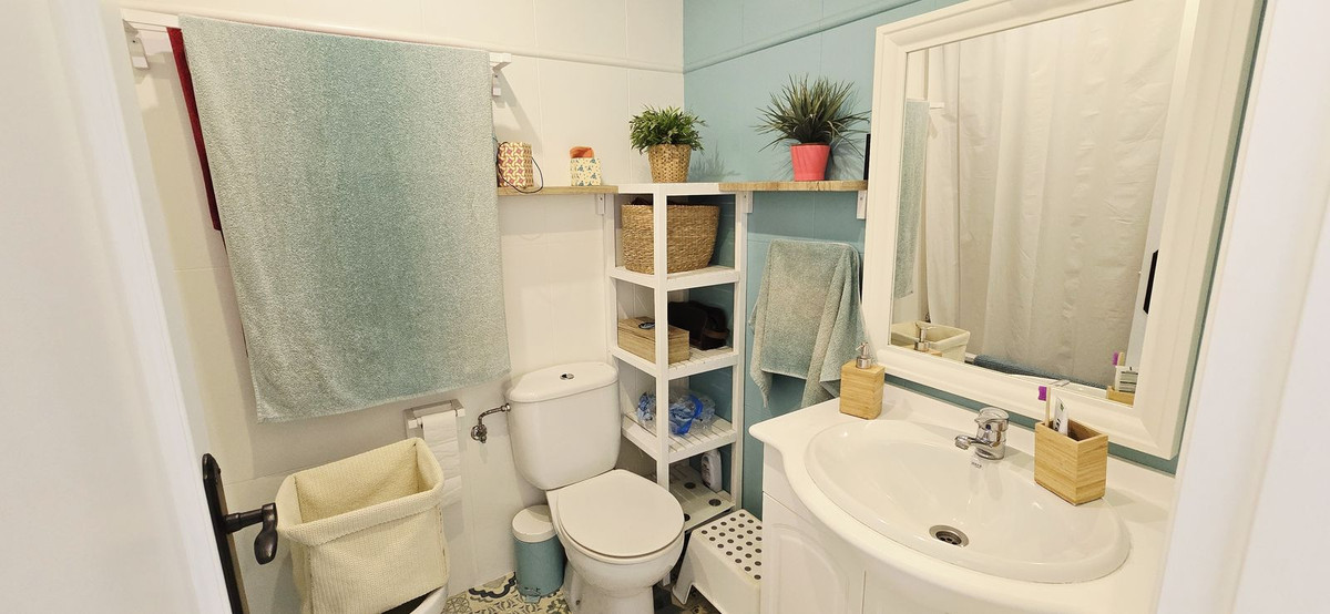 2 Bed Apartment for sale in El Faro Costa Del Sol, Málaga, Spain