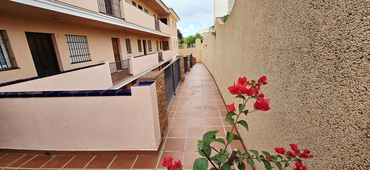 2 Bed Apartment for sale in El Faro Costa Del Sol, Málaga, Spain