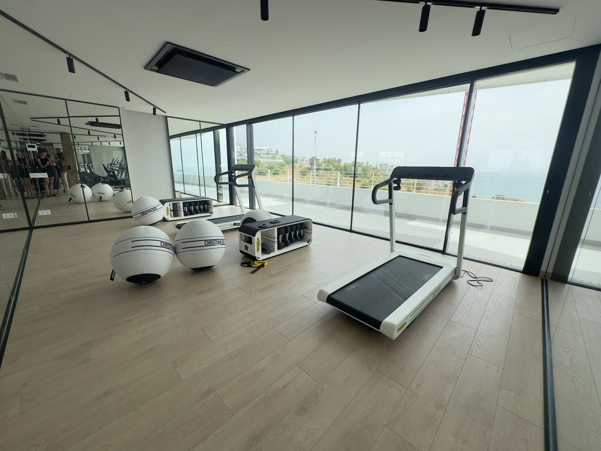 Se vende Apartamento Planta Media de 2 dormitorios en Costa Del Sol, Málaga, España