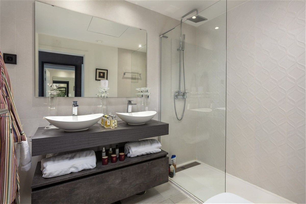 3 Bed Townhouse for sale in Manilva Costa Del Sol, Málaga, Spain