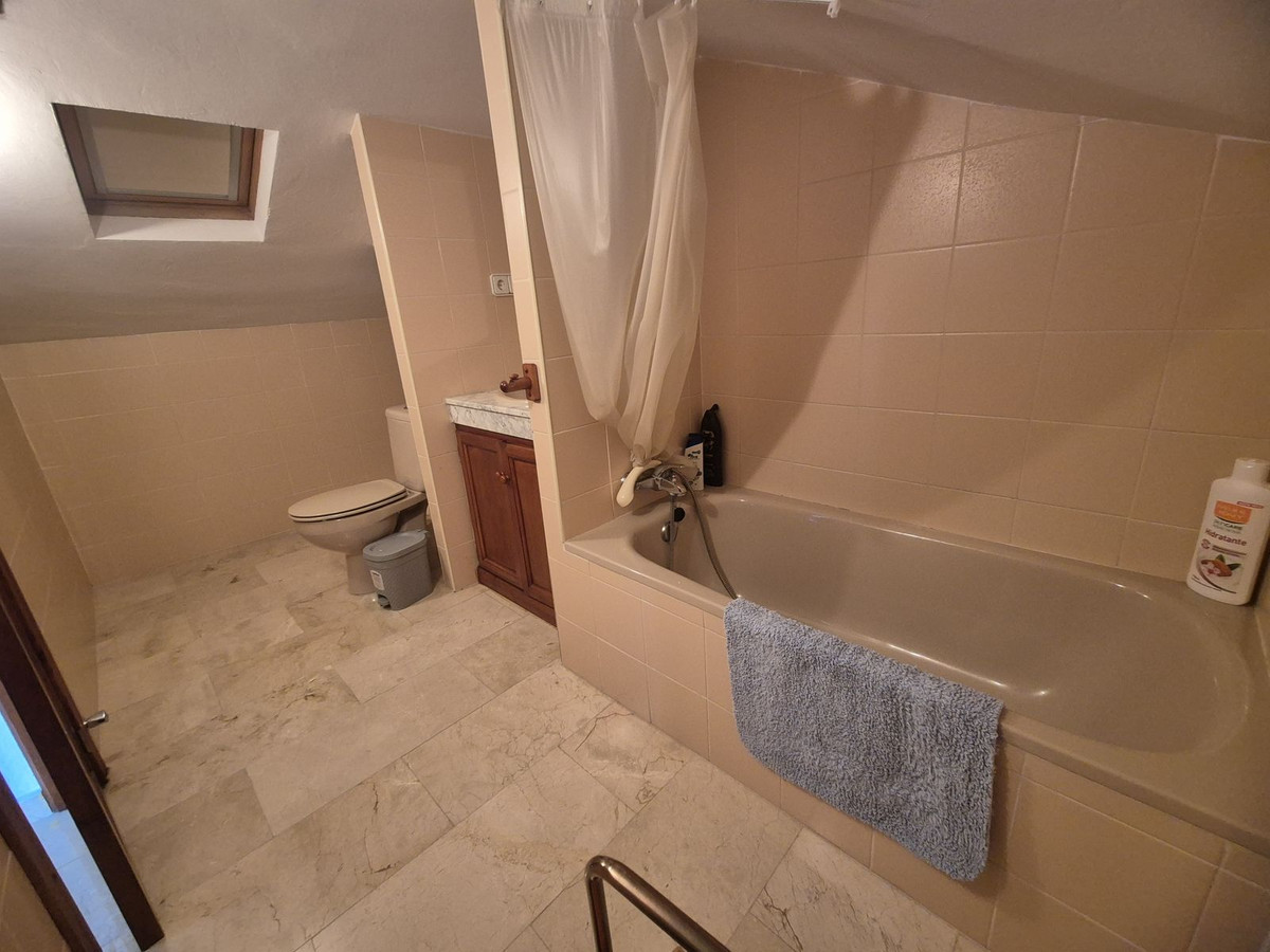 4 Bed Townhouse for sale in Atalaya Costa Del Sol, Málaga, Spain