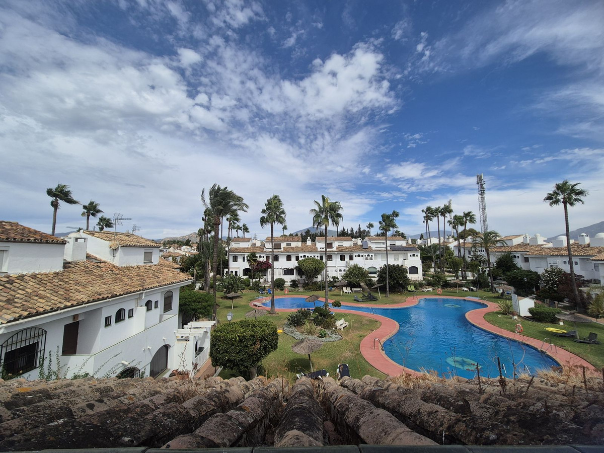 4 Bed Townhouse for sale in Atalaya Costa Del Sol, Málaga, Spain