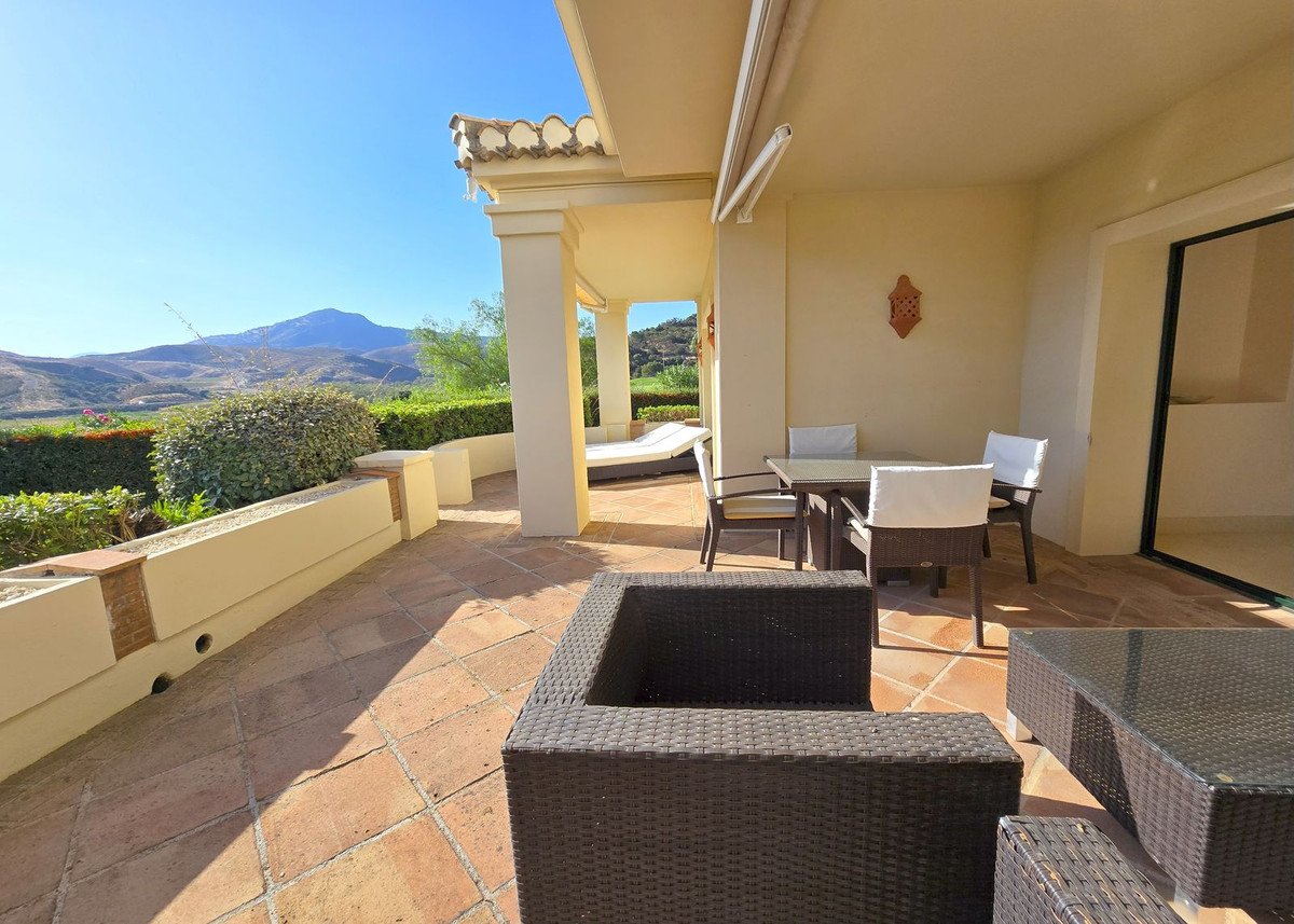 2 Bed Apartment for sale in Benahavís Costa Del Sol, Málaga, Spain