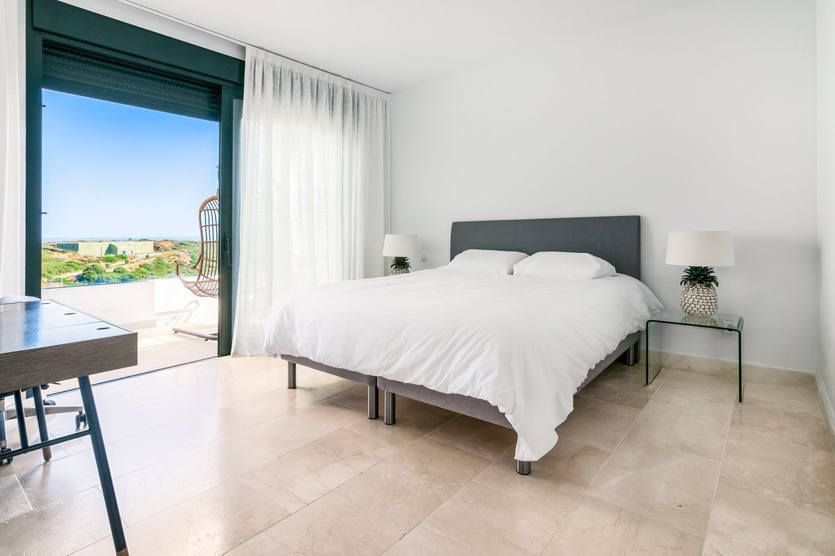 3 Bed Apartment for sale in Casares Costa Del Sol, Málaga, Spain