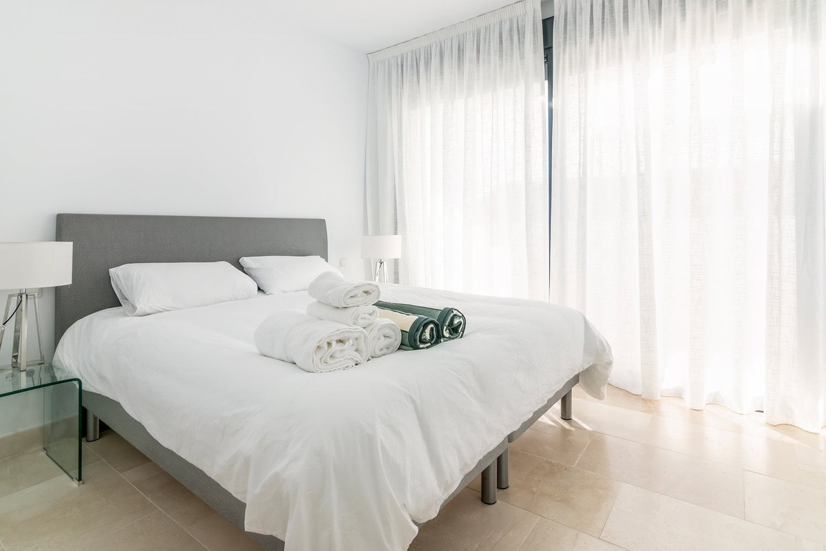 3 Bed Apartment for sale in Casares Costa Del Sol, Málaga, Spain