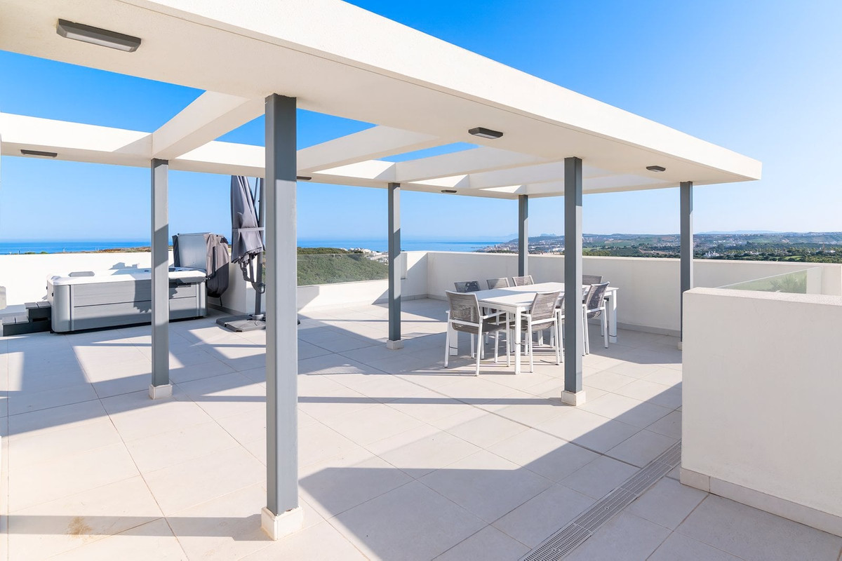 3 Bed Apartment for sale in Casares Costa Del Sol, Málaga, Spain