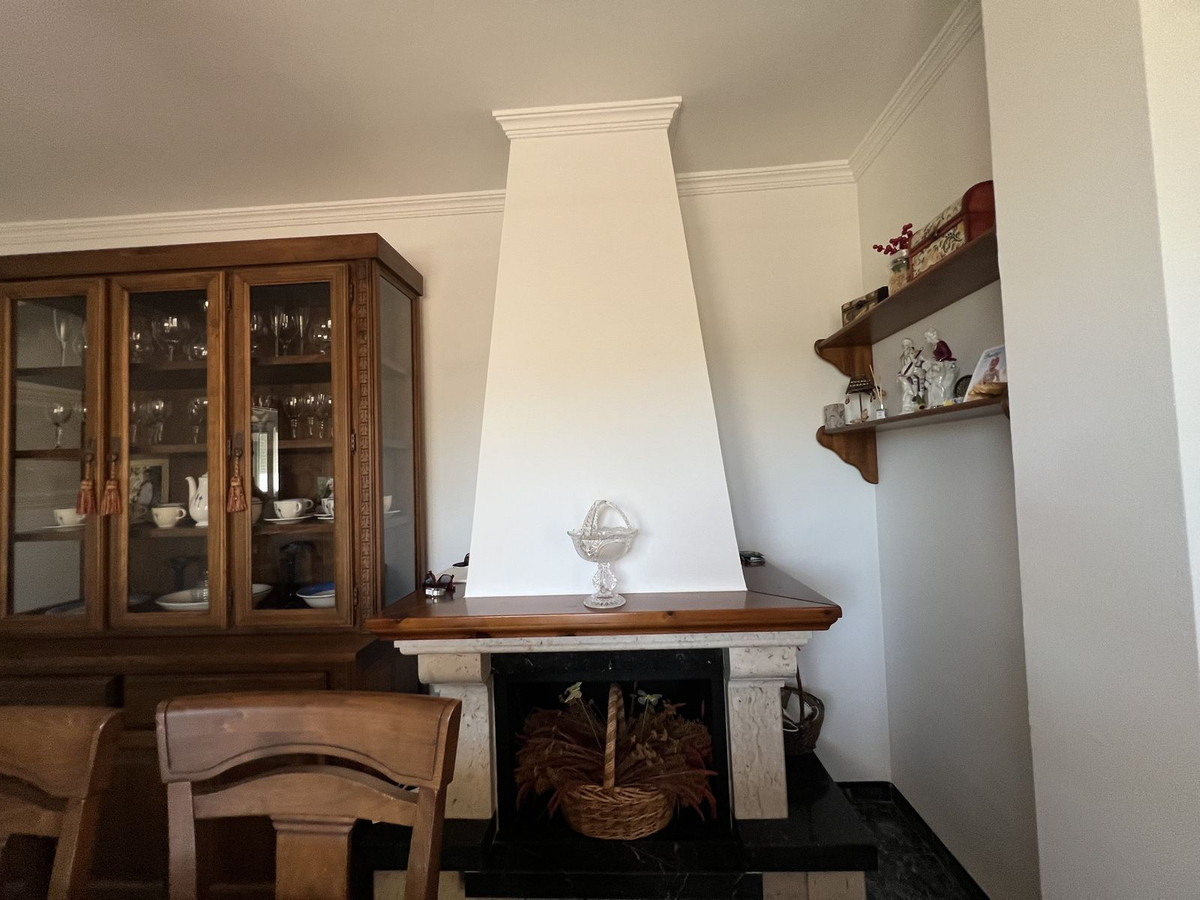 Se vende Pareada de 5 dormitorios en Costa Del Sol, Málaga, España