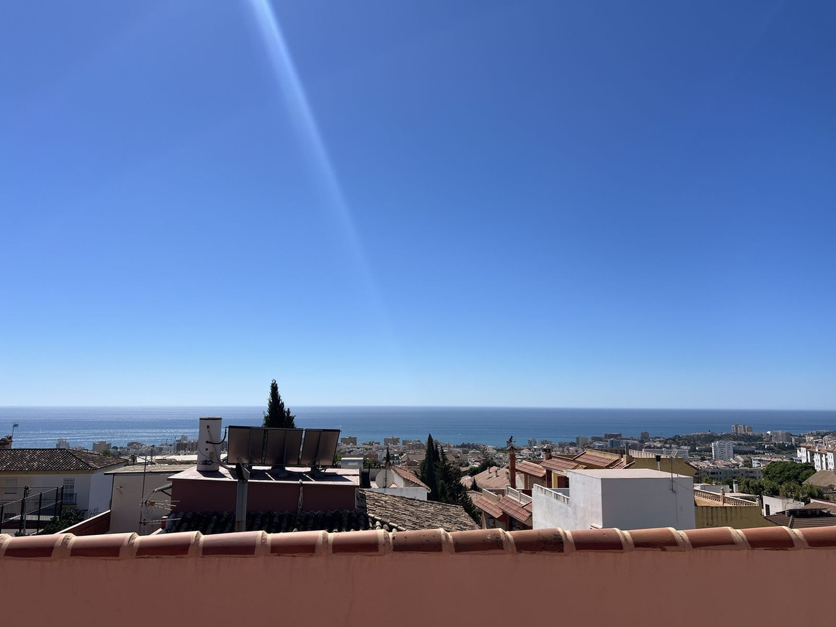 Se vende Pareada de 5 dormitorios en Costa Del Sol, Málaga, España