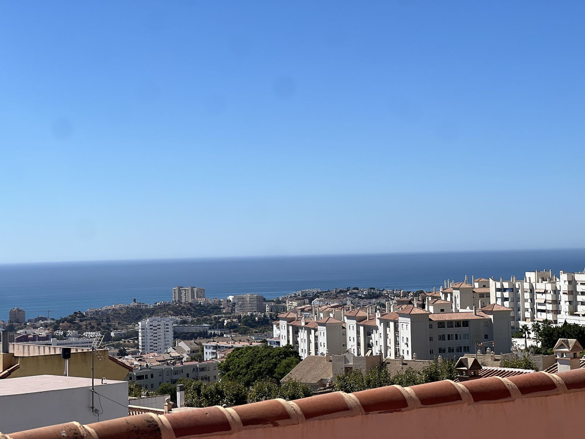 Se vende Pareada de 5 dormitorios en Costa Del Sol, Málaga, España