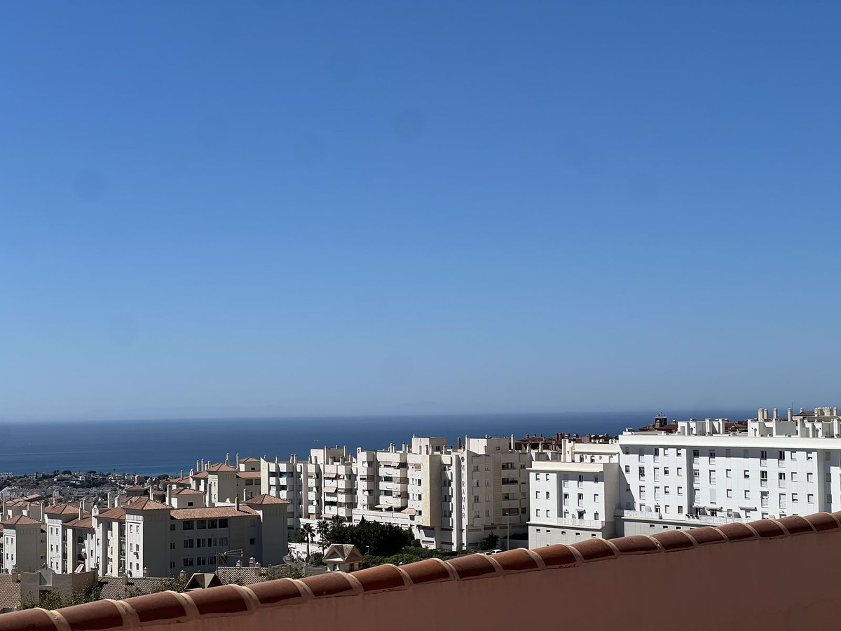 Se vende Pareada de 5 dormitorios en Costa Del Sol, Málaga, España